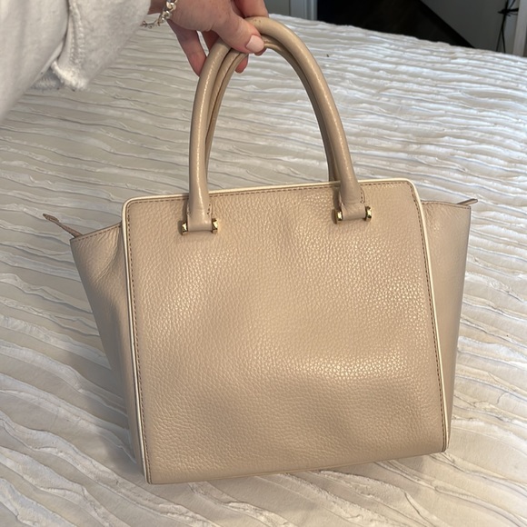 Kate Spade Chester Street Small Allyn Bag - Picture 4 of 8